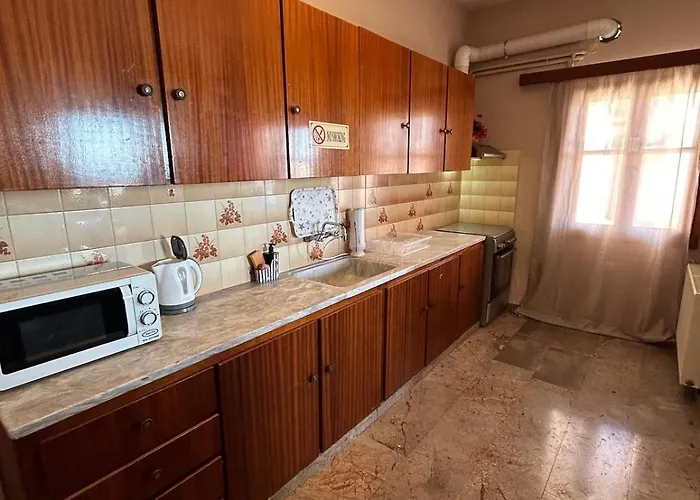 Authentic Village Stay * Limnionas (Central Greece)